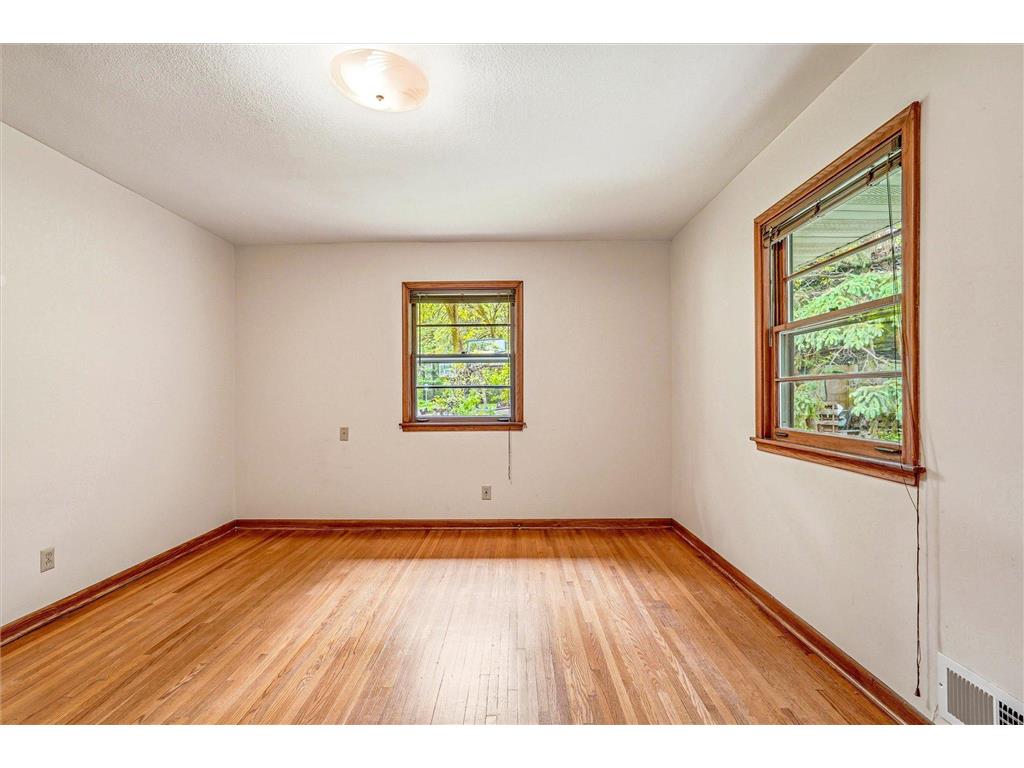 1638 Glenview Court Arden Hills MN 55112 7068823 image36
