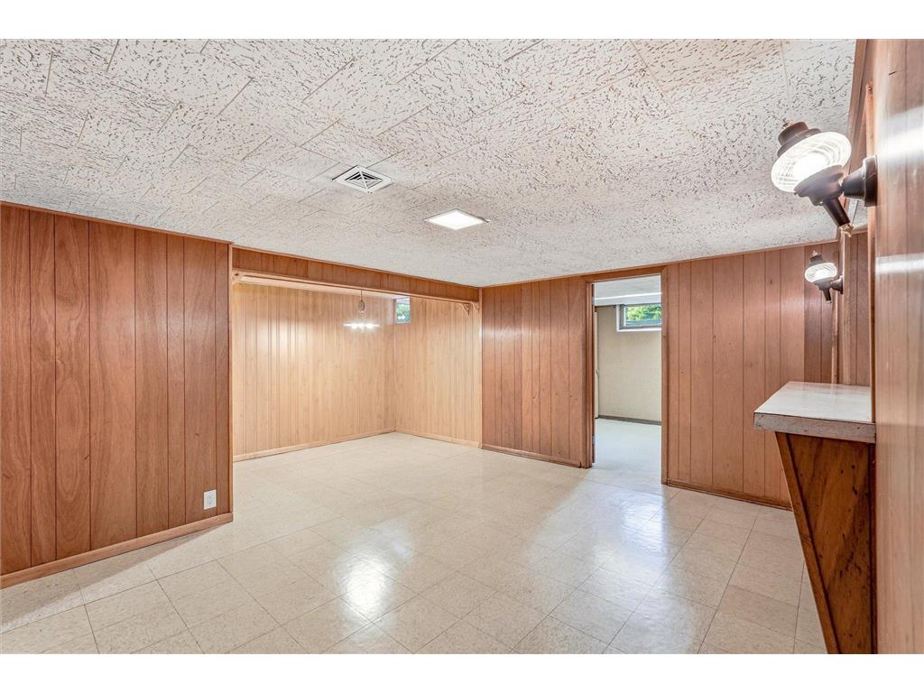 1638 Glenview Court Arden Hills MN 55112 7068823 image44