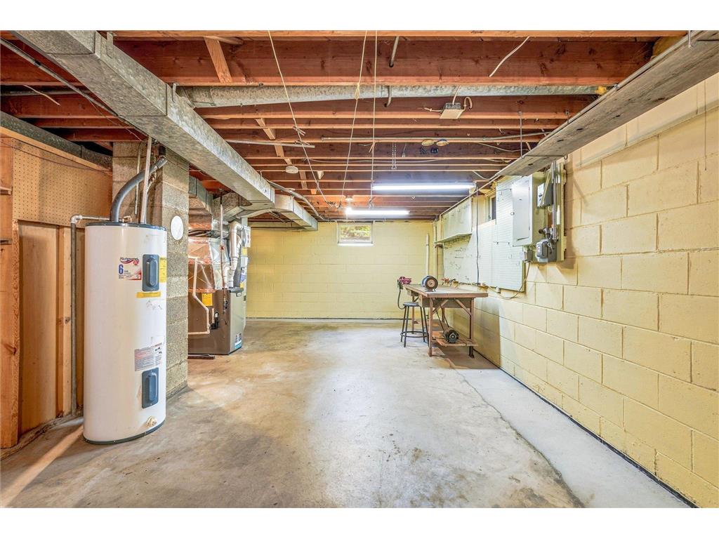 1638 Glenview Court Arden Hills MN 55112 7068823 image48