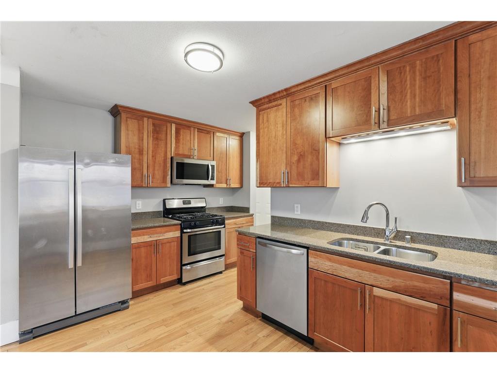 1638 Marshall Avenue Saint Paul MN 55104 7064227 image16