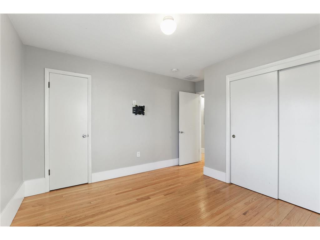 1638 Marshall Avenue Saint Paul MN 55104 7064227 image19
