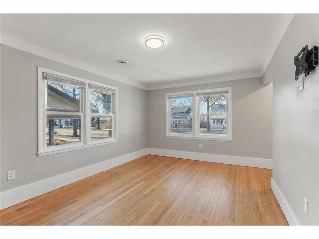 1638 Marshall Avenue Saint Paul MN 55104 7064227 image4