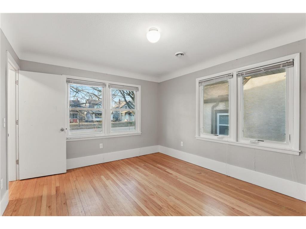 1638 Marshall Avenue Saint Paul MN 55104 7064227 image9