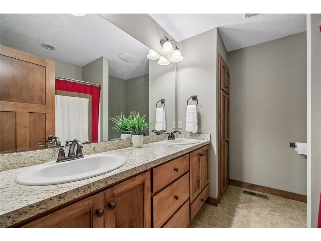 16381 Wintergreen Street NW Andover MN 55304 7054807 image30
