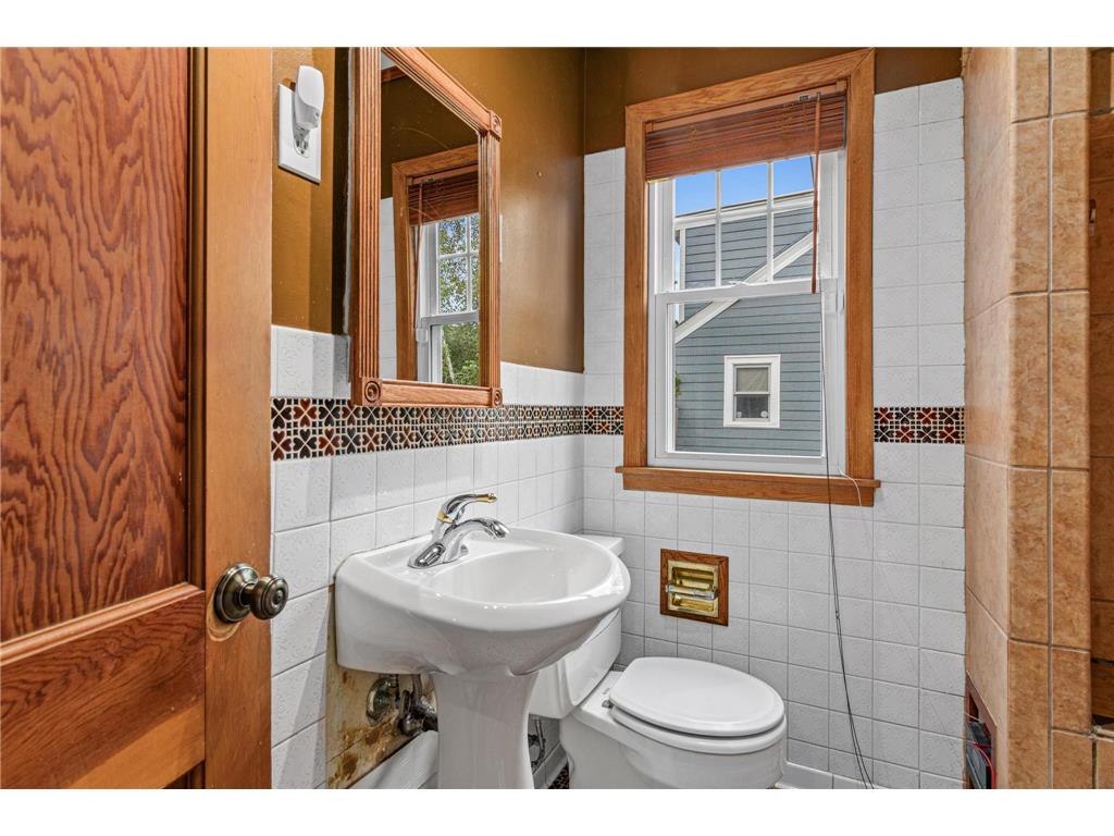 1639 Chamber Street Saint Paul MN 55106 7100926 image11