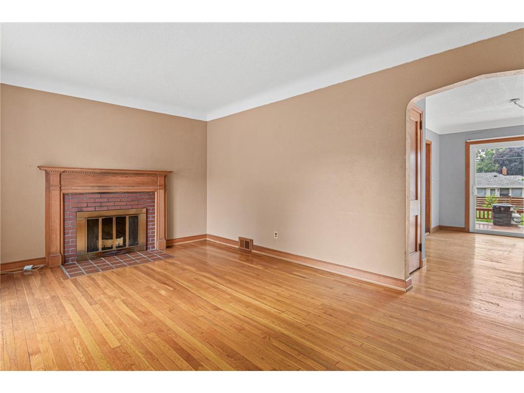 1639 Chamber Street Saint Paul MN 55106 7100926 image3