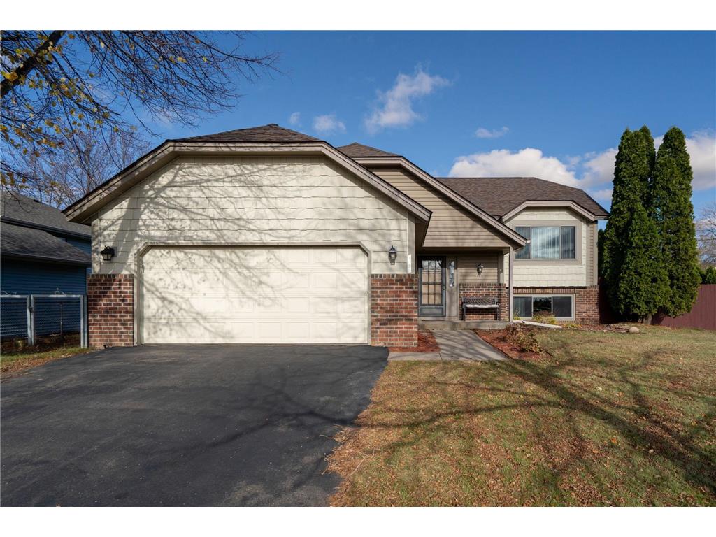 1639 Helena Road N Oakdale MN 55128 6630621 image1