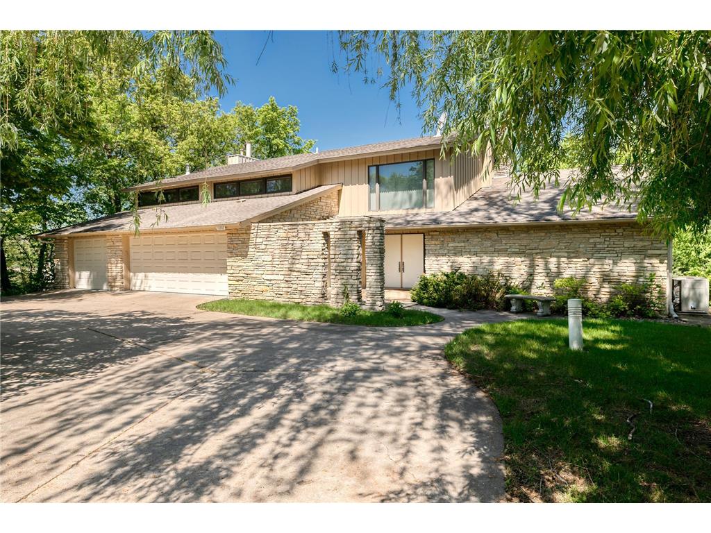 16392 Ringer Road, MN, 55391 MLS 6239734 Edina Realty