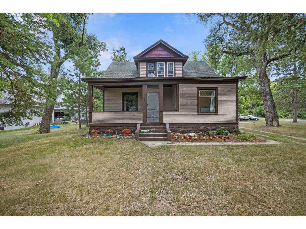 164 Broadway Street NW, Bethel, MN 55005 MLS 6029855 Edina Realty