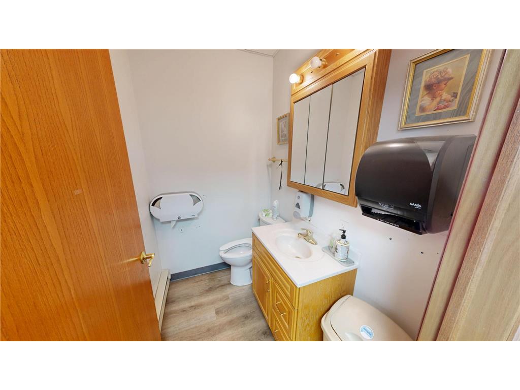 164 E 2nd Street Redwood Falls MN 56283 6792209 image15