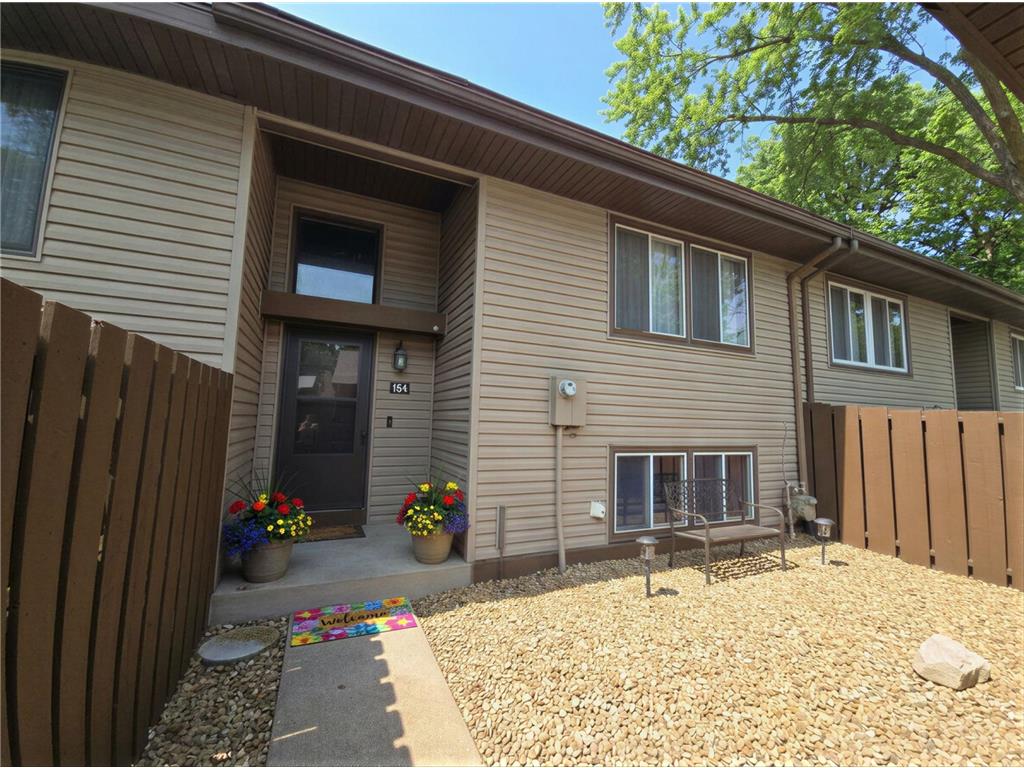164 River Woods Lane Burnsville MN 55337 7035100 image1