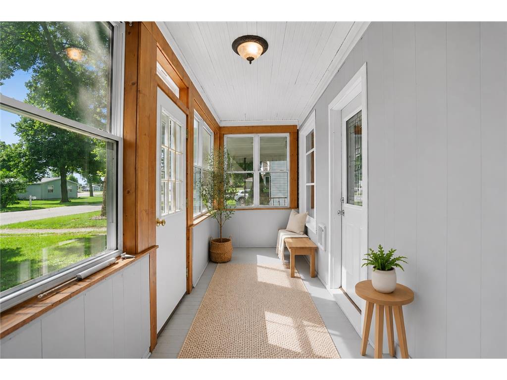 164 S Litchfield Avenue Litchfield MN 55355 7082151 image2