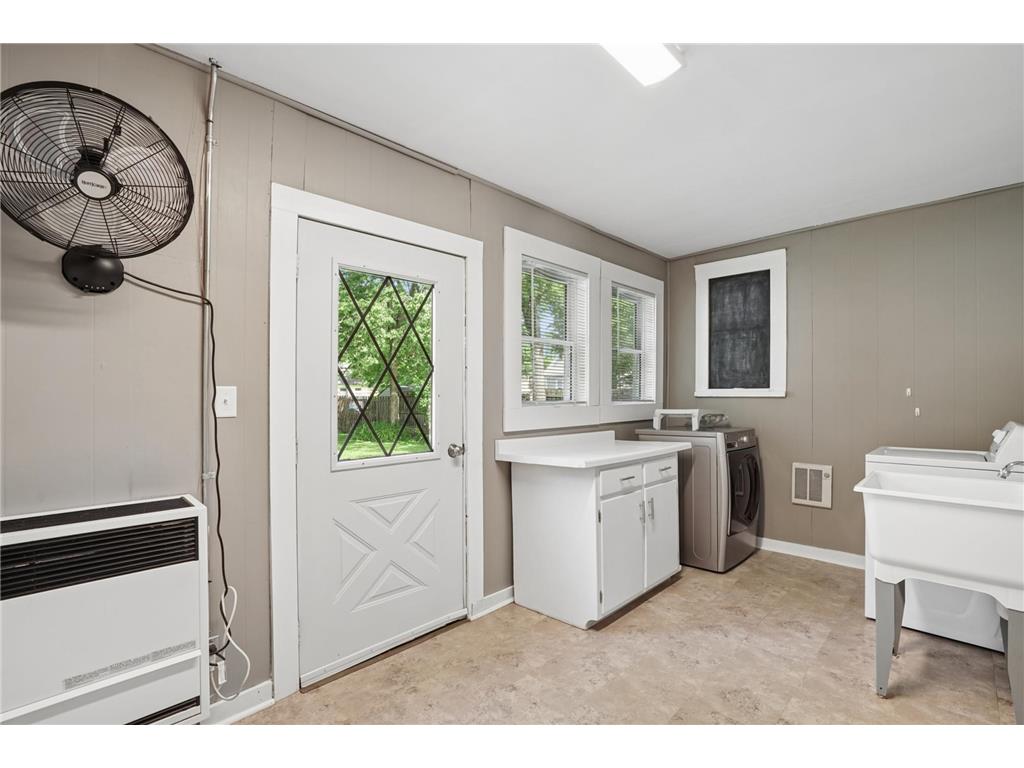164 S Litchfield Avenue Litchfield MN 55355 7082151 image9