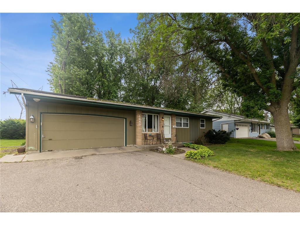 1640 6th Avenue W Shakopee MN 55379 6734242 image1