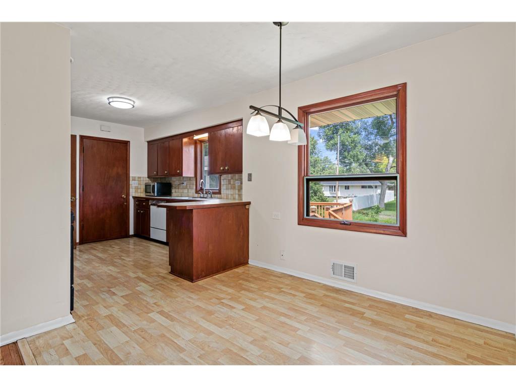 1640 7th Street NW New Brighton MN 55112 7089862 image10