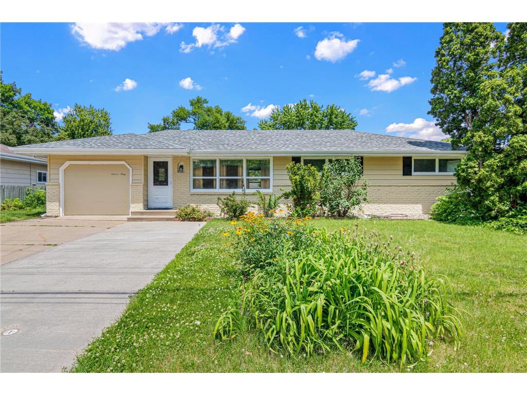 1640 7th Street NW New Brighton MN 55112 7089862 image2