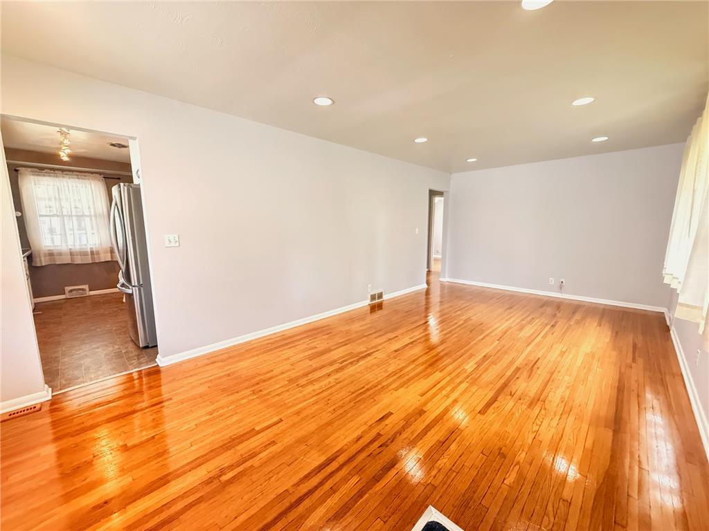 1640 Montana Avenue E Saint Paul MN 55106 7083171 image13