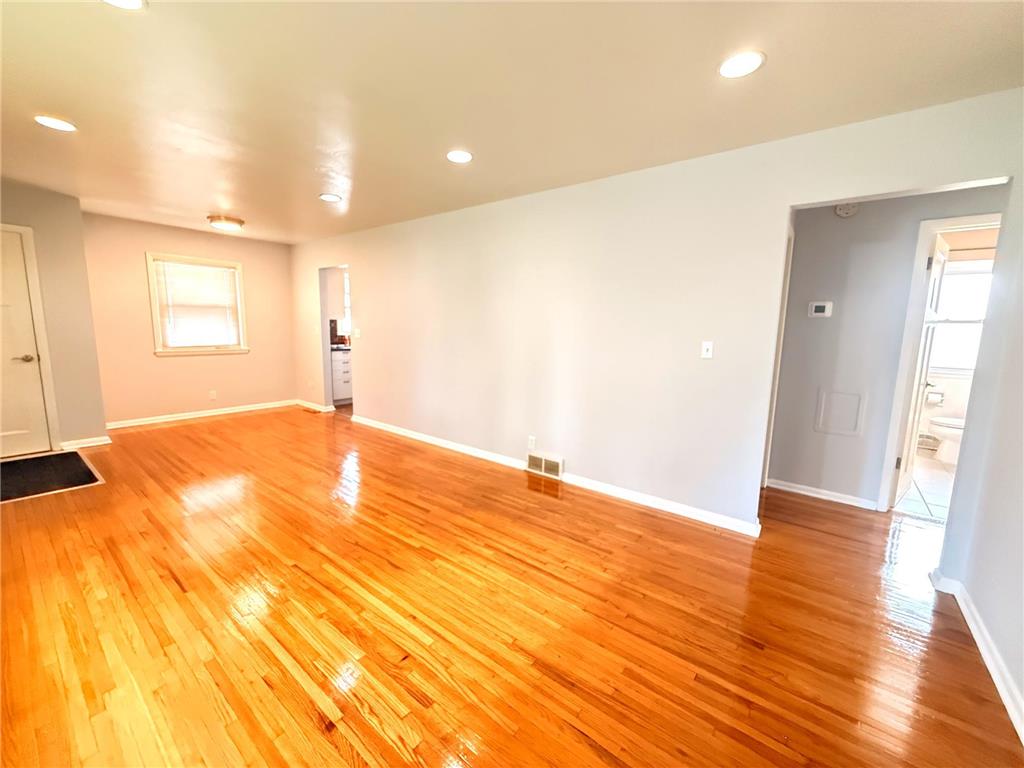 1640 Montana Avenue E Saint Paul MN 55106 7083171 image15