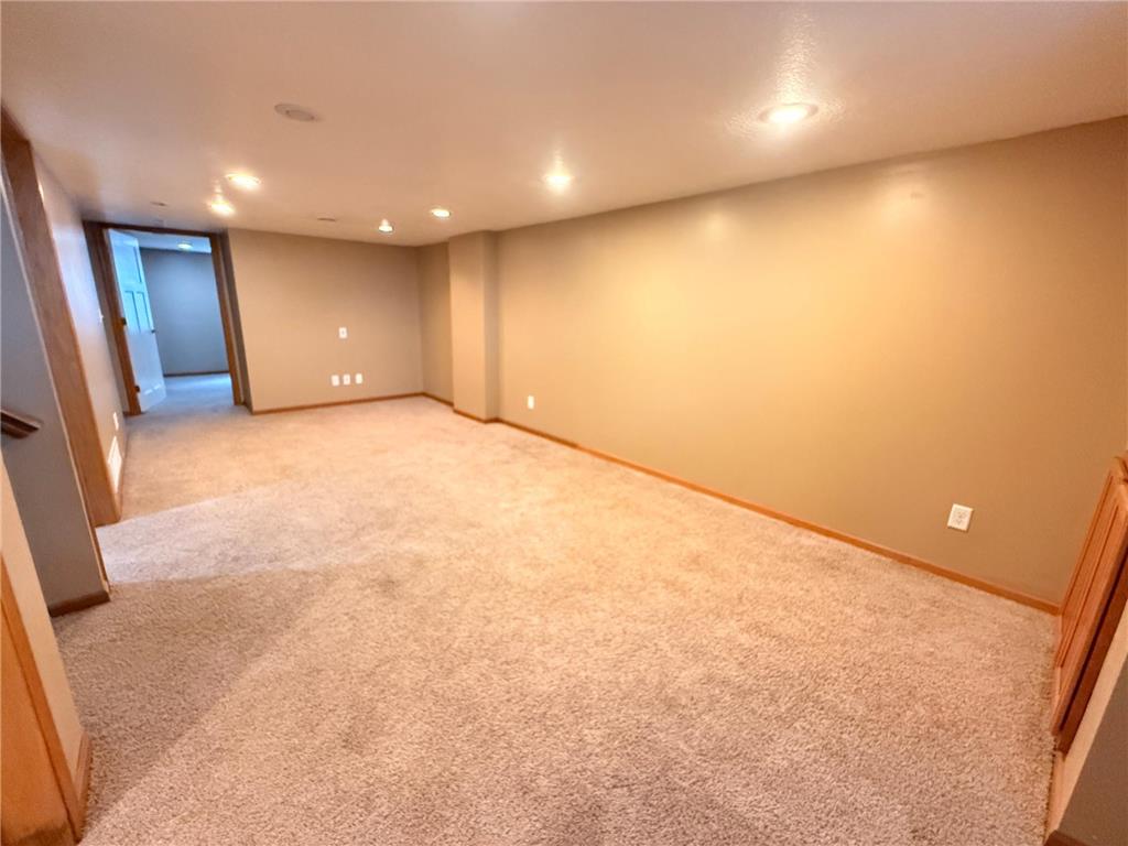 1640 Montana Avenue E Saint Paul MN 55106 7083171 image27