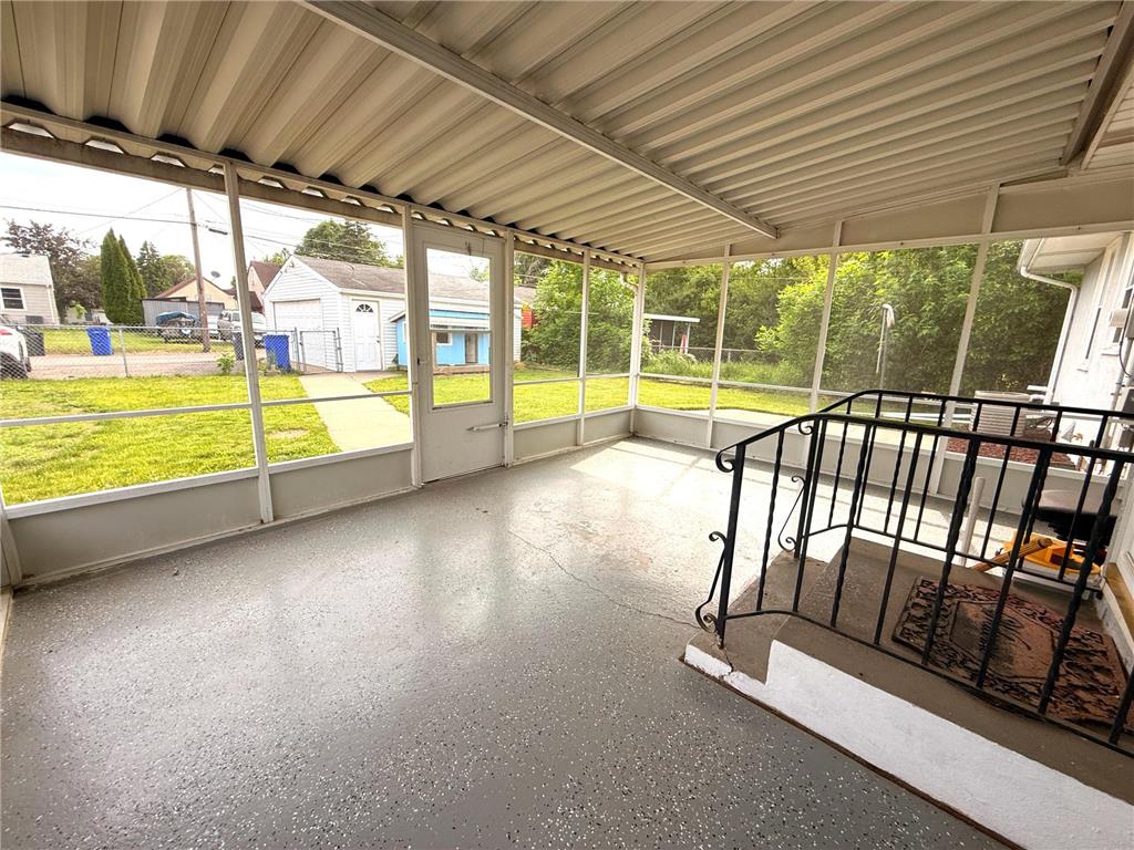 1640 Montana Avenue E Saint Paul MN 55106 7083171 image38