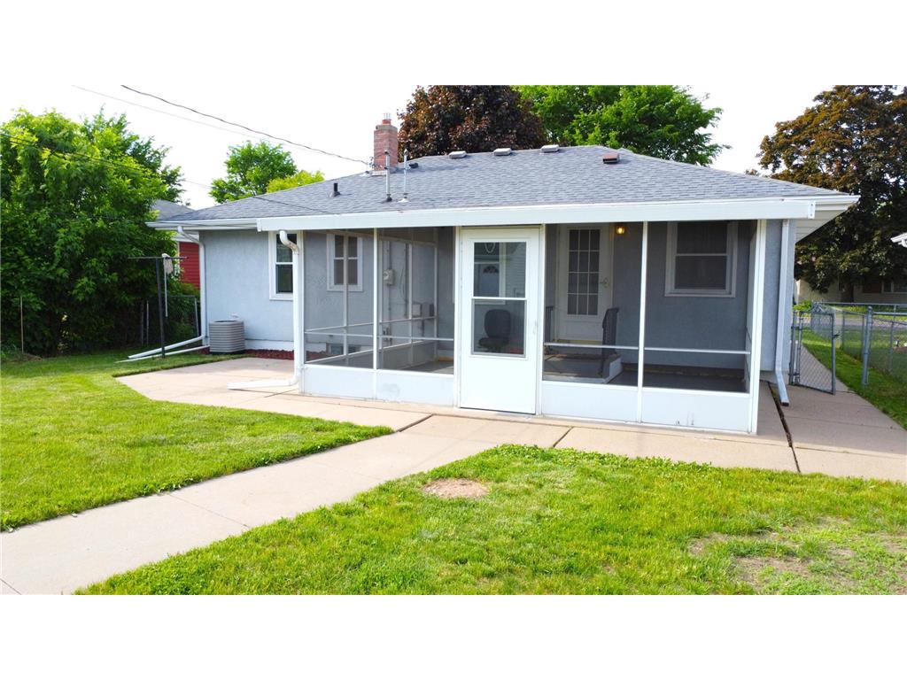1640 Montana Avenue E Saint Paul MN 55106 7083171 image6