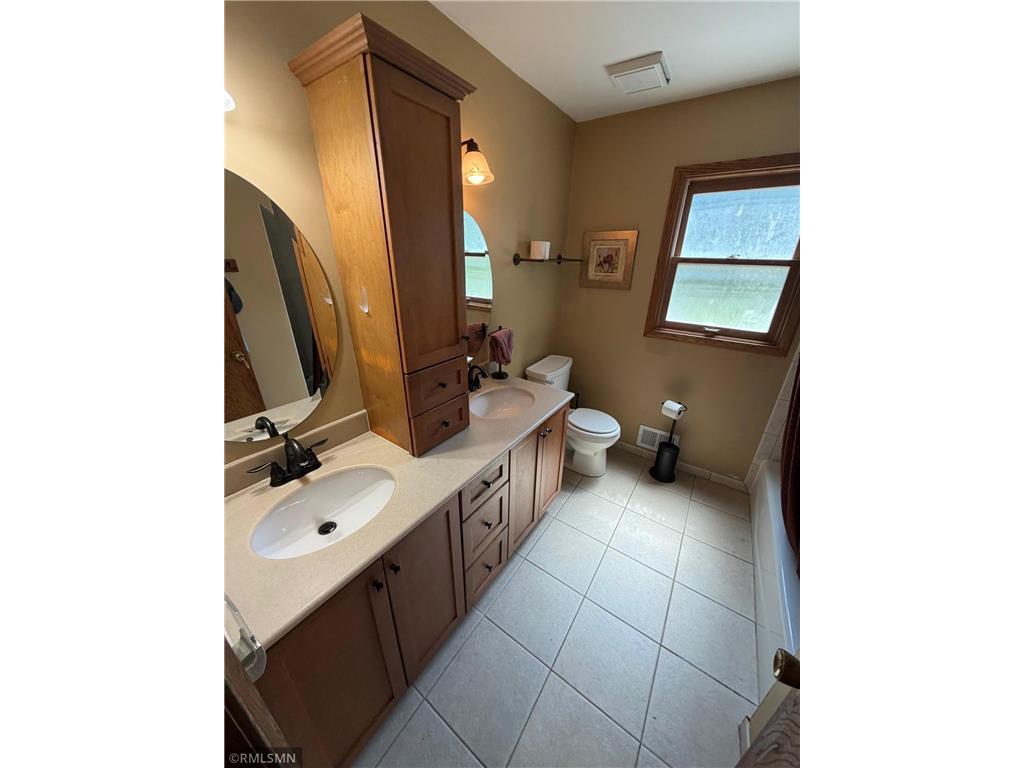 16401 Temple Drive S Minnetonka MN 55345 7080043 image13