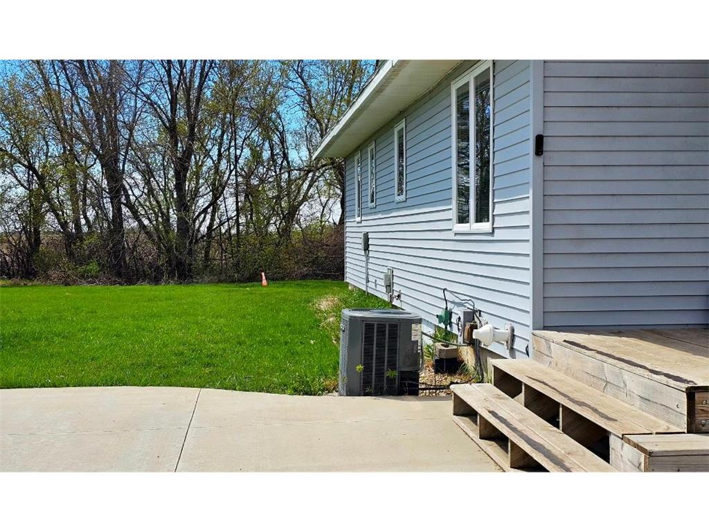 16404 440th Avenue Framnas Twp MN 56267 7046033 image30