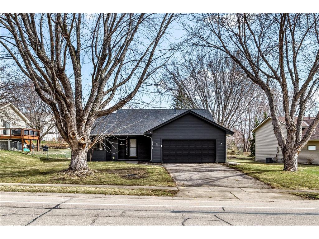 16408 Griffon Trail Lakeville MN 55044 7045516 image2