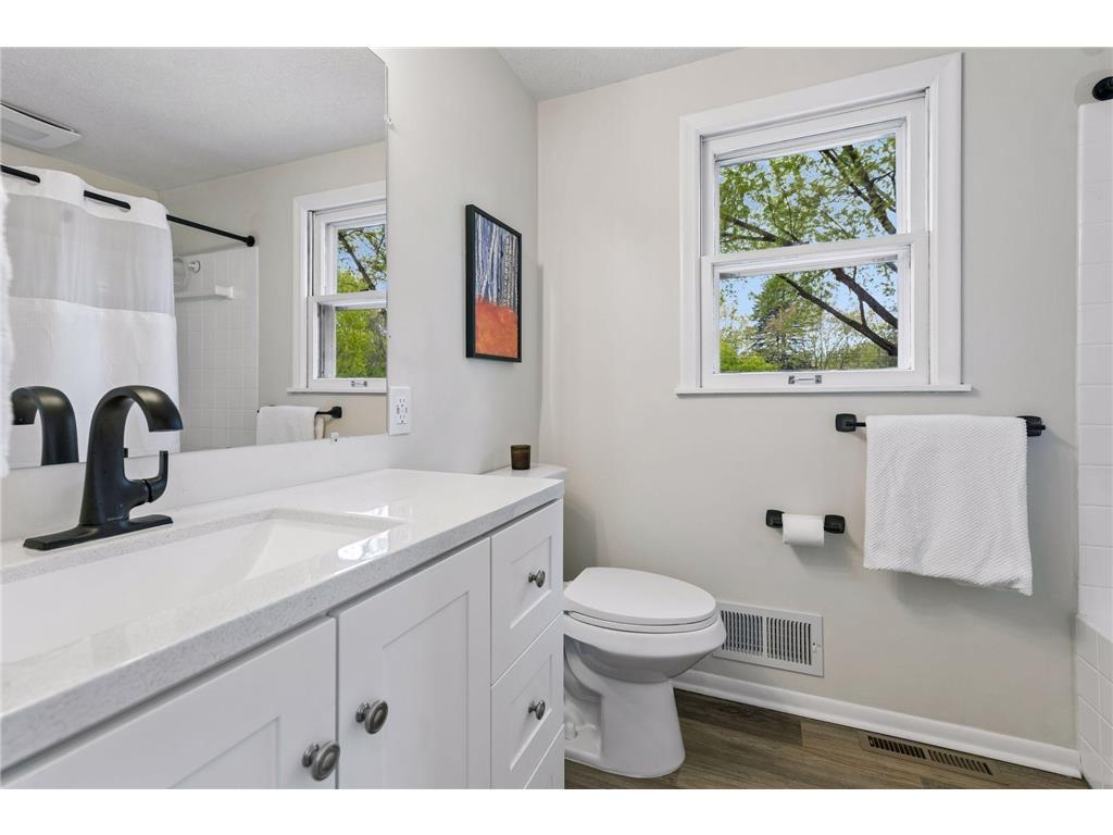 16408 Norwood Lane Minnetonka MN 55345 7065647 image36
