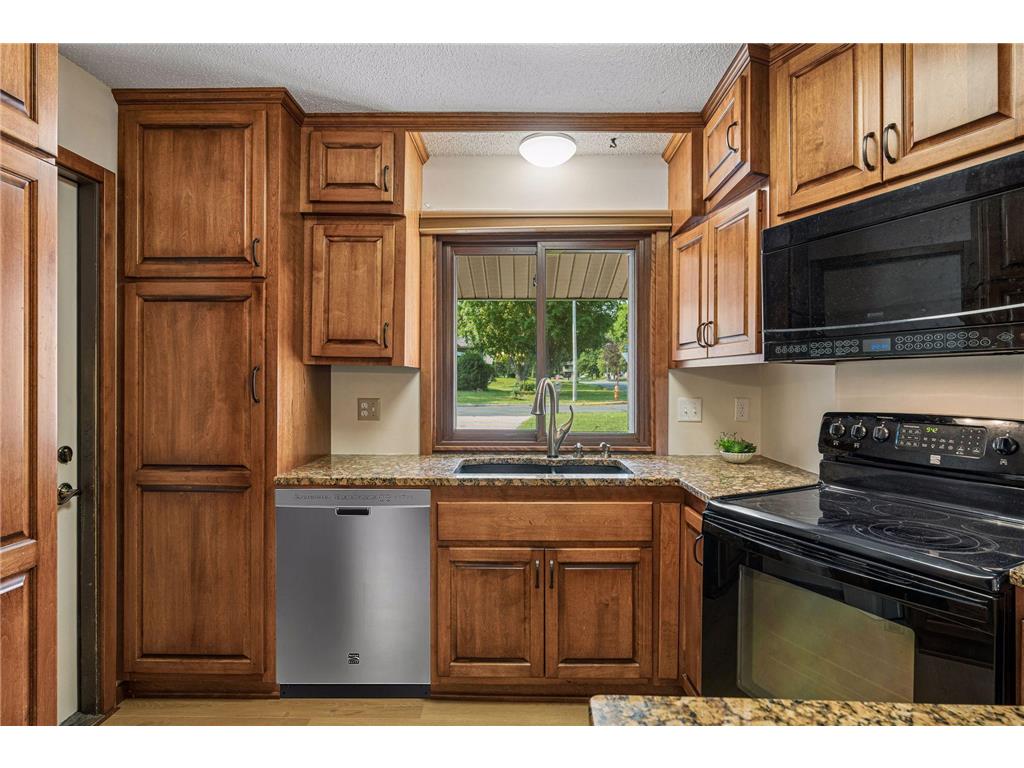 1641 61st Avenue NE Fridley MN 55432 7066260 image23