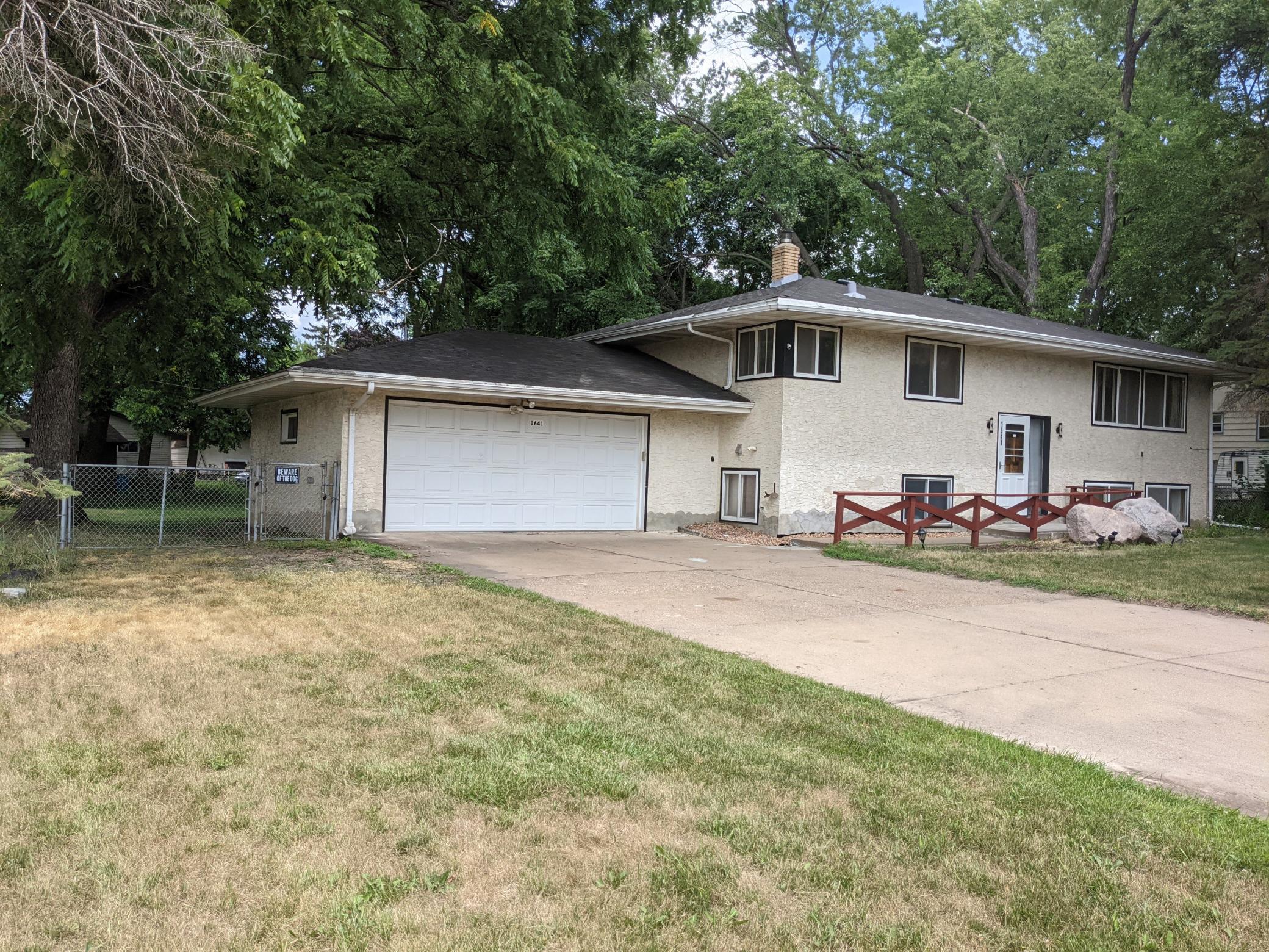 1641 County Road B E, Maplewood, MN, 55109 MLS 6023315 Edina Realty