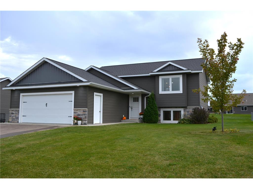 1642 Beaver Way New Richmond WI 54017 7007705 image1