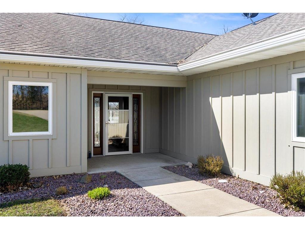 1642 Scenic Hideaway Lane NE Elysian MN 56028 - Rays 7051818 image35