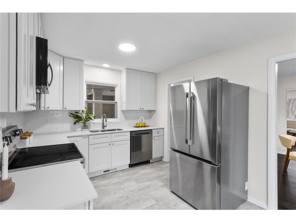 16420 4th Avenue N Plymouth MN 55447 7047980 image11