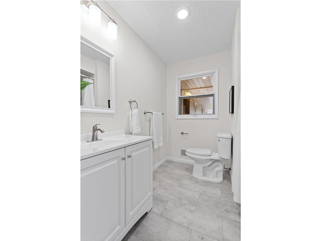 16420 4th Avenue N Plymouth MN 55447 7047980 image15