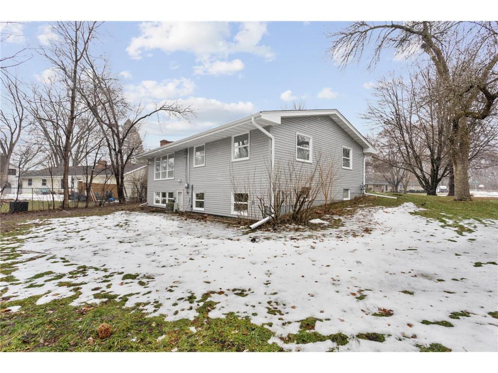 16420 4th Avenue N Plymouth MN 55447 7047980 image4