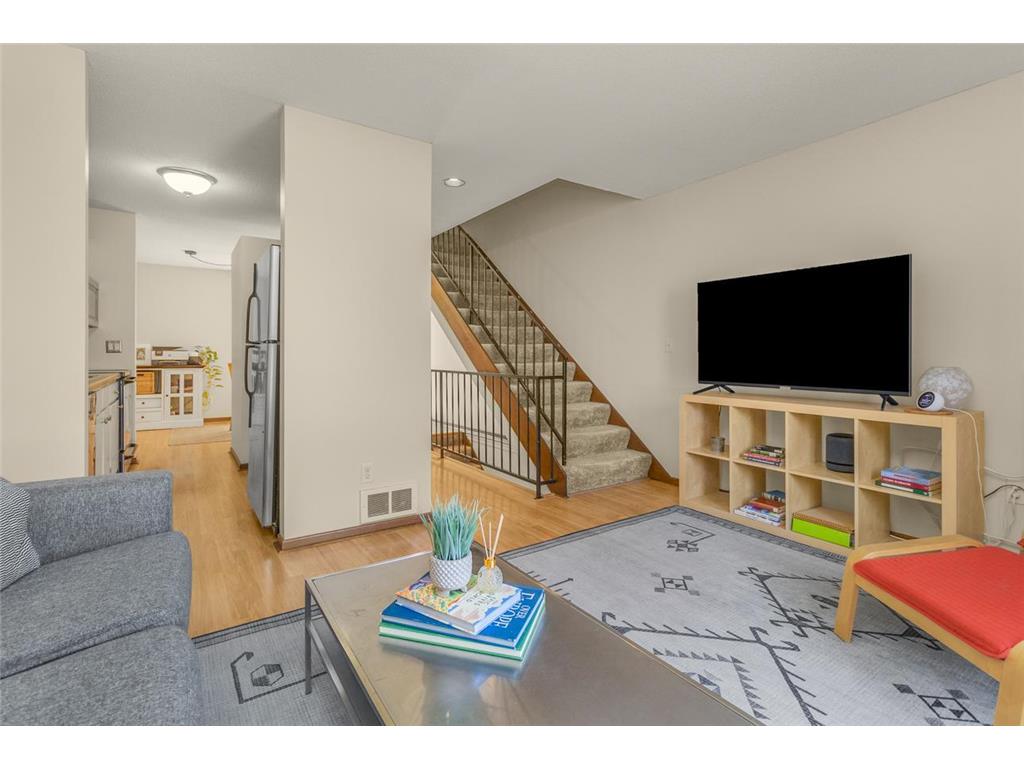 1643 Dunlap Street N #4 Saint Paul MN 55108 7007655 image5