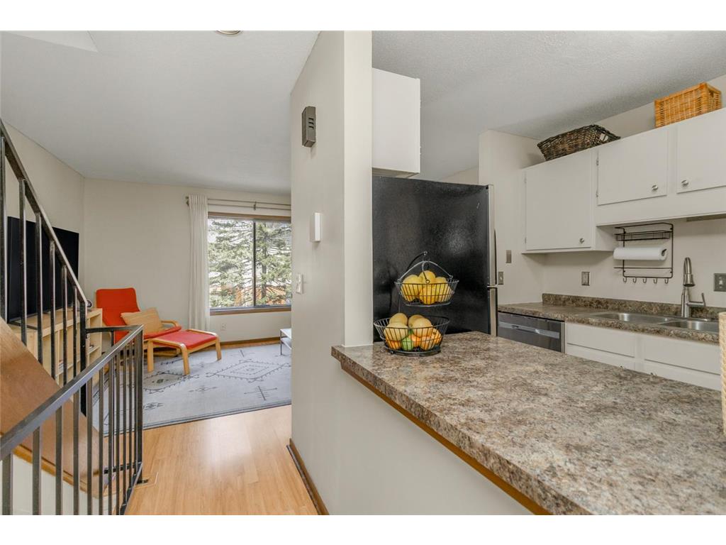 1643 Dunlap Street N #4 Saint Paul MN 55108 7007655 image8