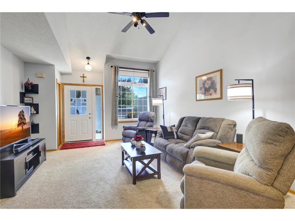 1644 Meadow Place Shakopee MN 55379 7097886 image4