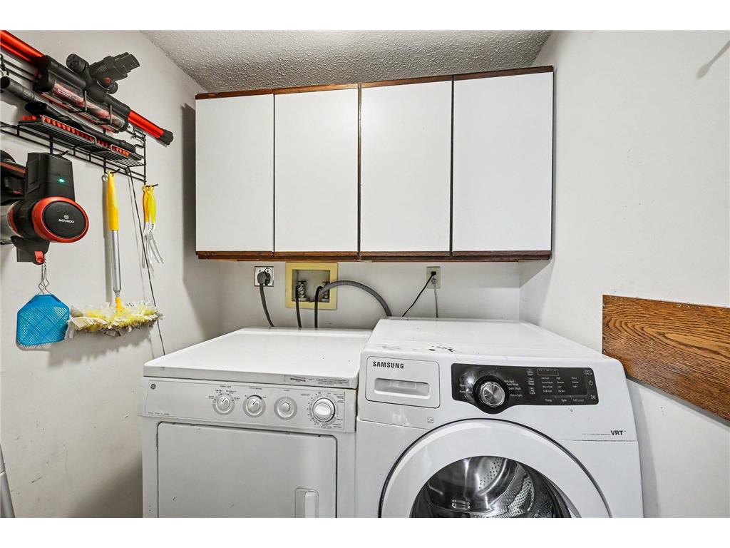 1644 Rose Hill Circle Lauderdale MN 55108 7070686 image15