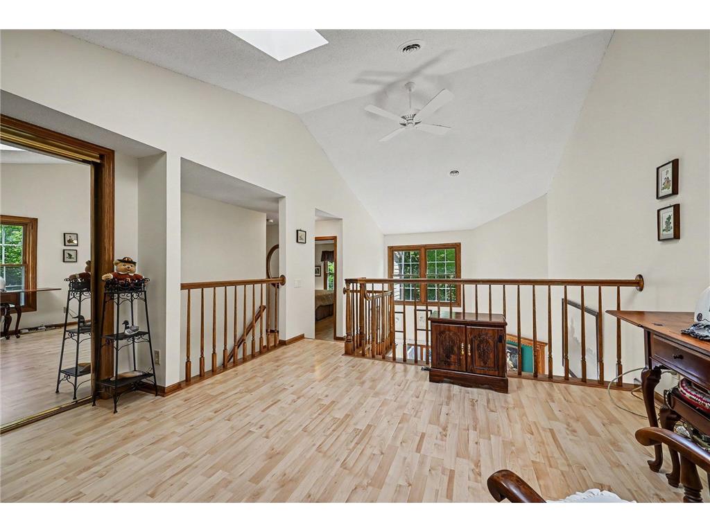 1644 Rose Hill Circle Lauderdale MN 55108 7070686 image17