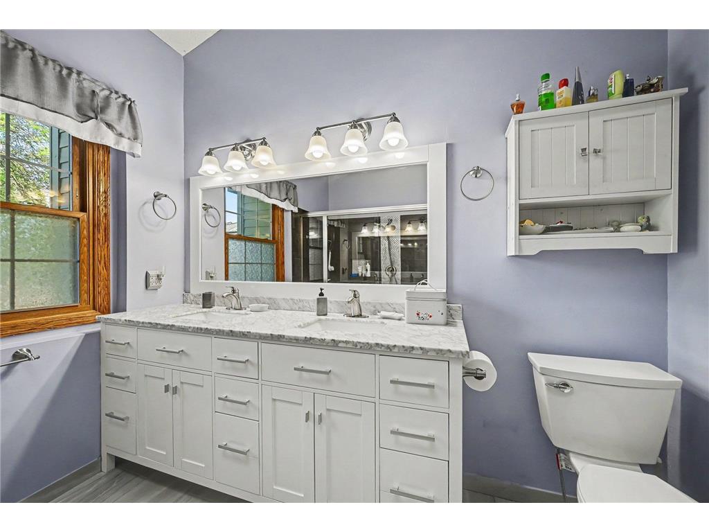1644 Rose Hill Circle Lauderdale MN 55108 7070686 image21