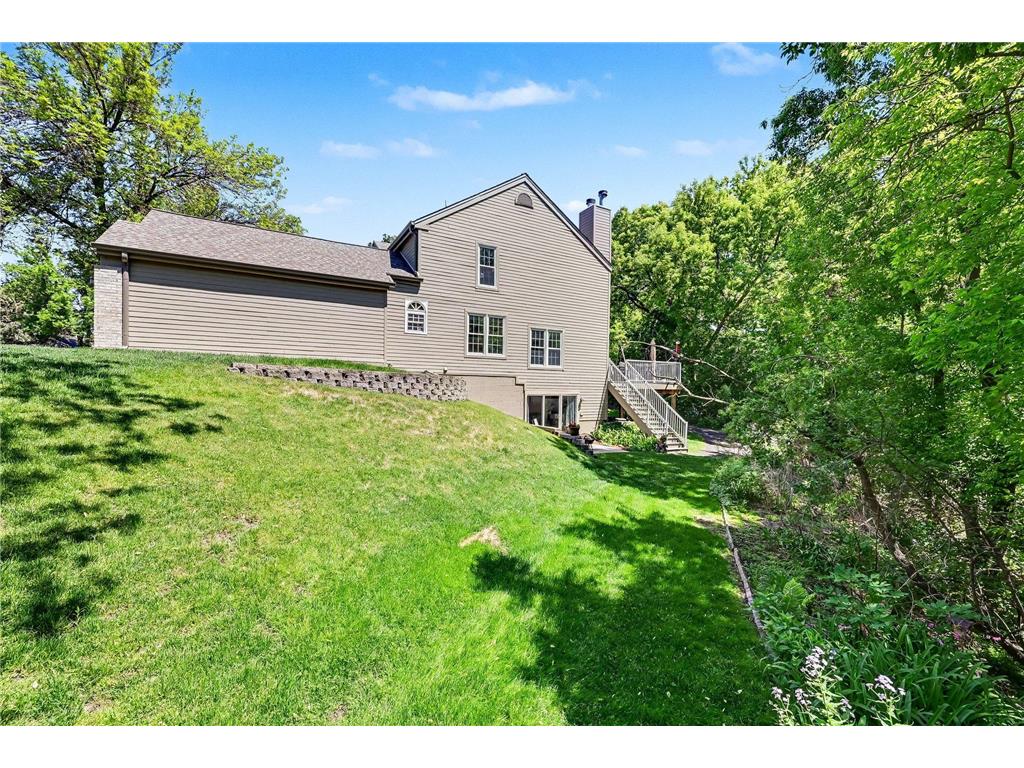 1644 Rose Hill Circle Lauderdale MN 55108 7070686 image32