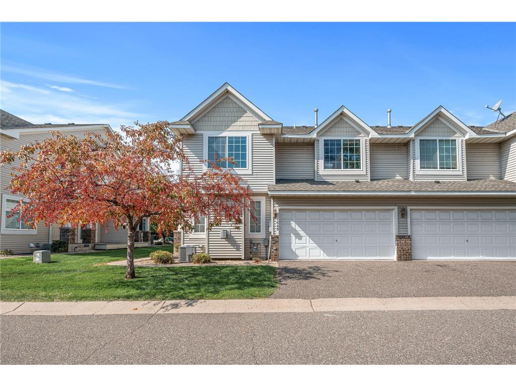 1645 County Road D E Maplewood MN 55109 6455653 image1