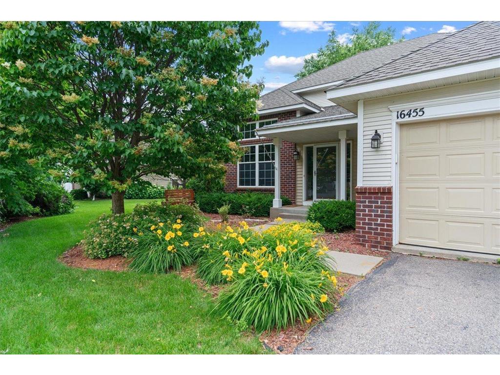 16455 Fairgreen Avenue Lakeville MN 55044 6562029 image1