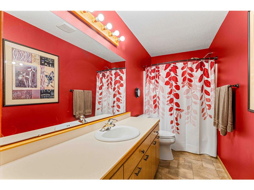 1646 19th Avenue E West Fargo ND 58078 7088928 image27