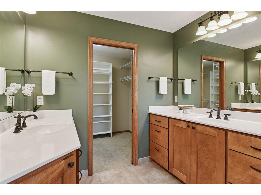 1646 Isabella Parkway Chaska MN 55318 7009486 image21