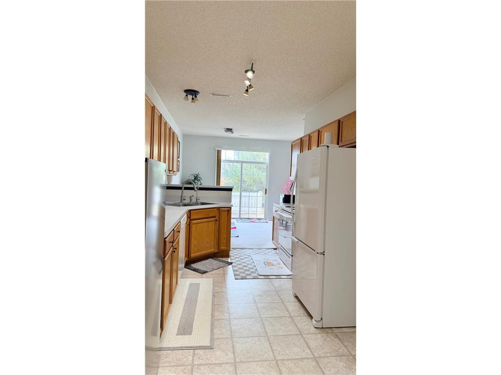 1646 Liberty Circle Shakopee MN 55379 7066217 image6