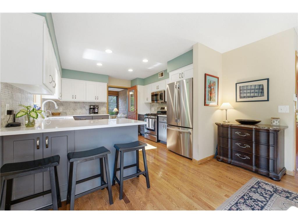 1646 Mayfield Heights Road Mendota Heights MN 55118 7073749 image7