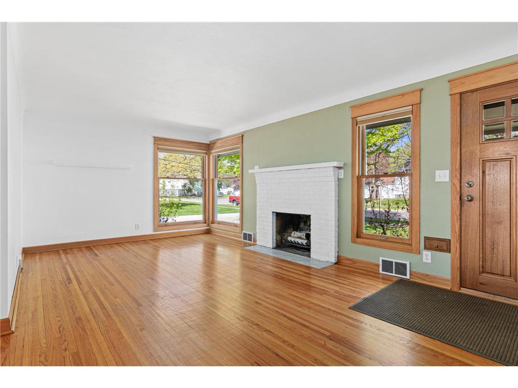 1646 Middleton Avenue Saint Paul MN 55116 7065113 image2